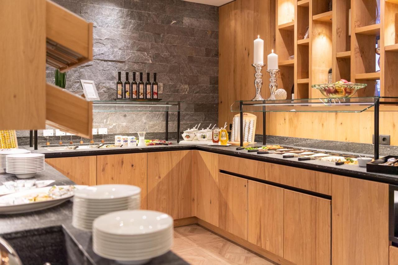 Hotel Zalwonder Ишгъл Екстериор снимка